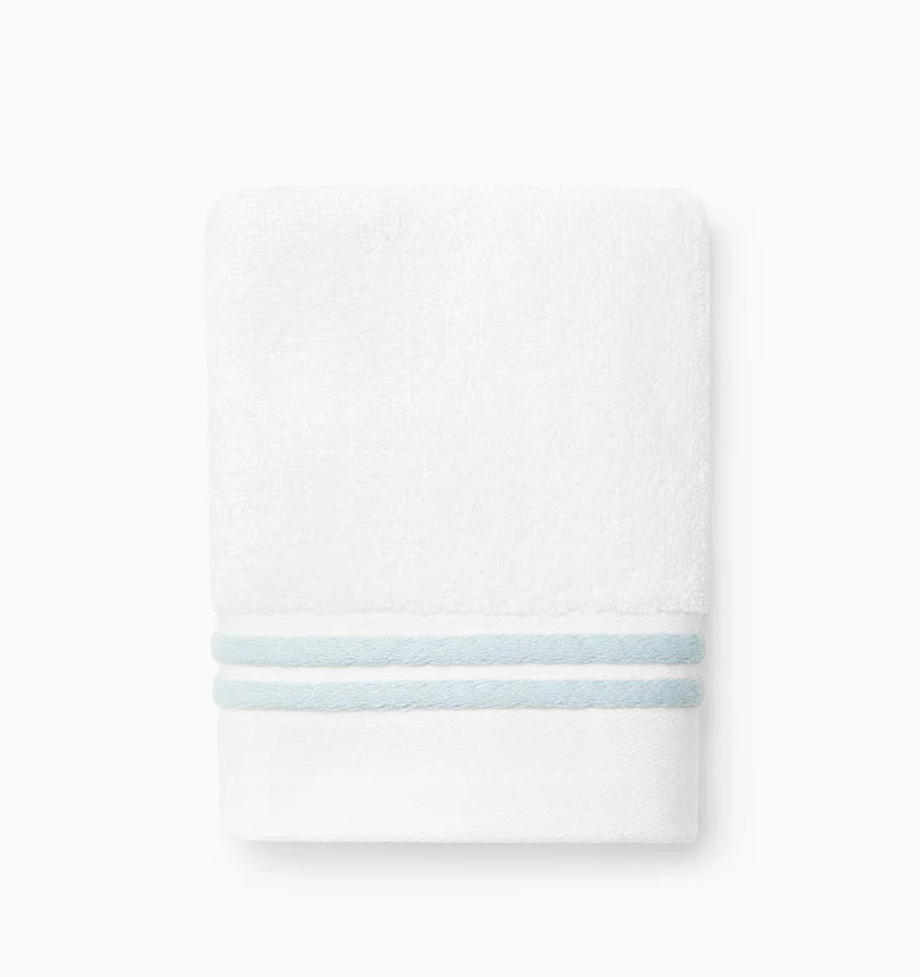 Aura Nuova Wash Cloth
