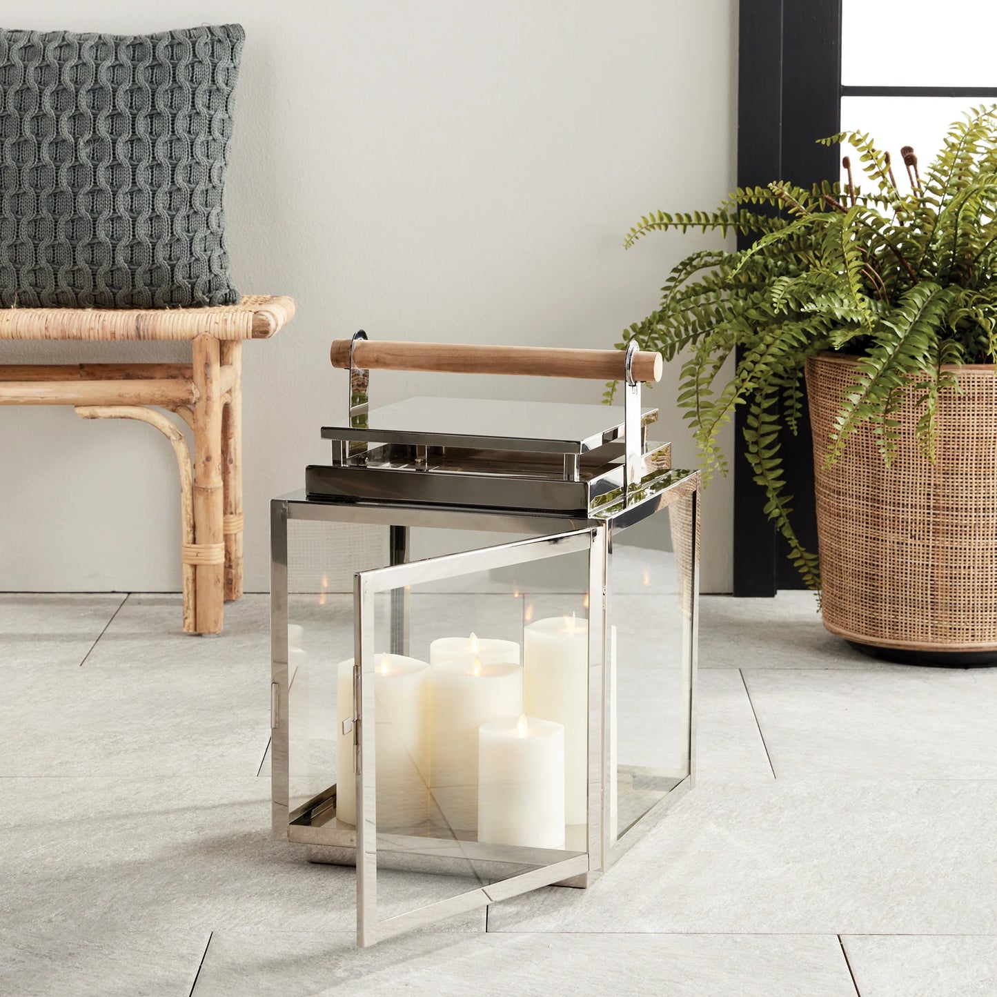 Adwin Outdoor Lantern