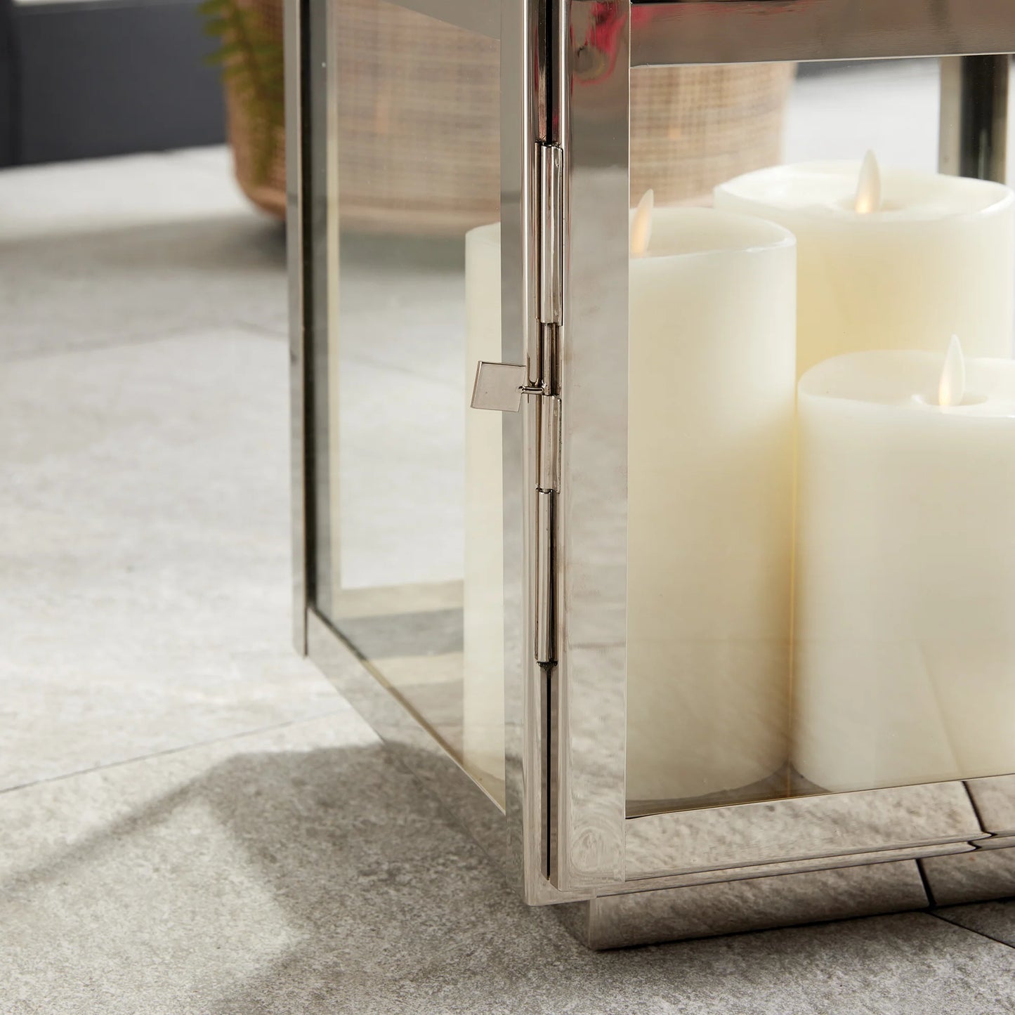 Adwin Outdoor Lantern