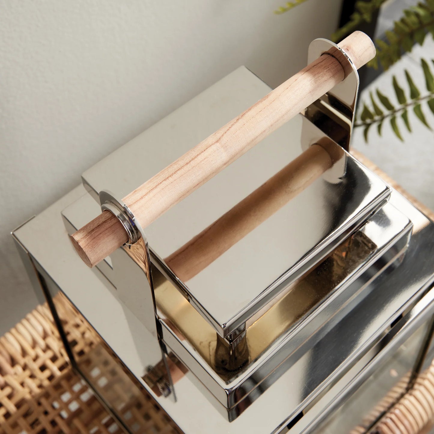 Adwin Outdoor Lantern