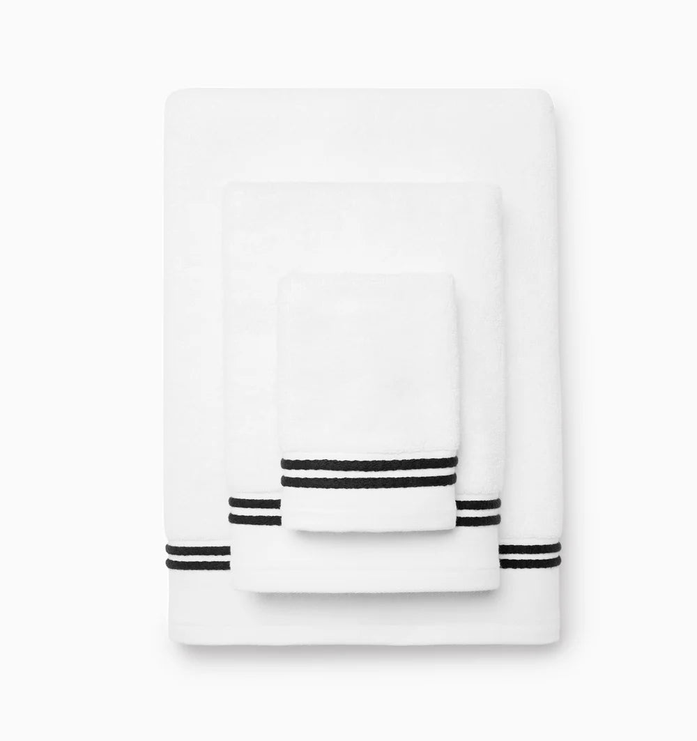 Aura Nuova Hand Towel